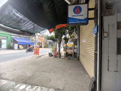 Mặt bằng mặt tiền đường diện tích 80m chưa tính sân