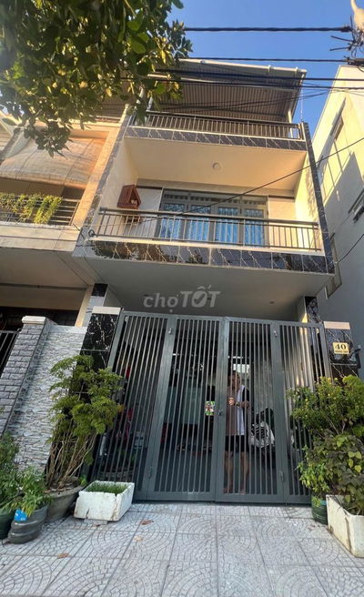 Nhà 3 tầng đường Hoàng Sâm - Hoà Xuân.