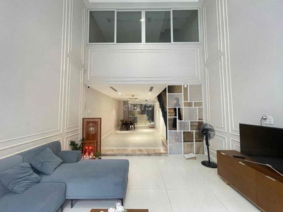 CHO THUÊ TÒA NHÀ ĐẸP – SƯ VẠN HẠNH, PHƯỜNG 12, QUẬN 10