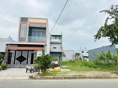 Hàng Hiếm Hòa Quý! Lô 101,5m² Sau Lưng Võ Chí Công – Giá Cực Mềm