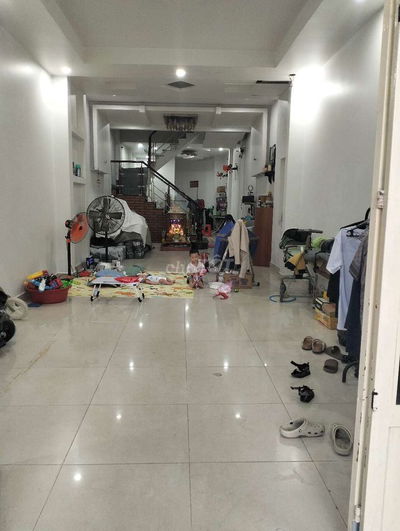 Nhà nguyên căn cho thuê gần chợ 19/5 DT 4❌20 trệt 1lầu 2pn2wc BHH