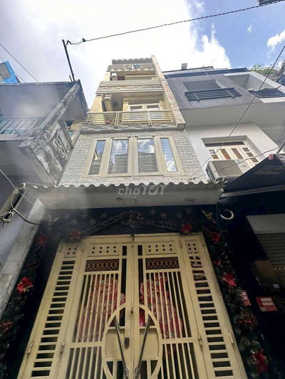 Bán nhà đẹp mặt hẻm 4m Đường Đoàn văn Bơ f9 Quận 4.