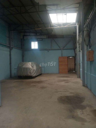 Cho thuê kho 400m hậu Giang ,Q6