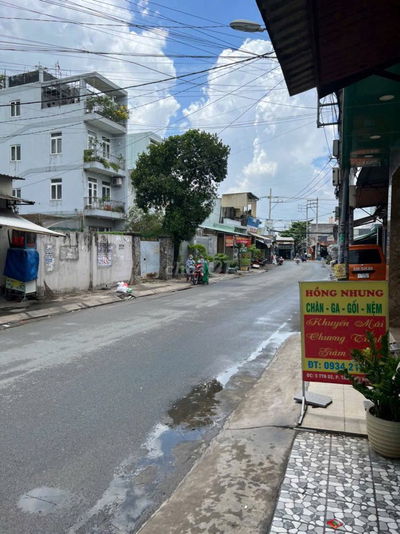 Nhà MT Tân Thới Nhất 2: DT: 4x25 giá 7,9 tỷ