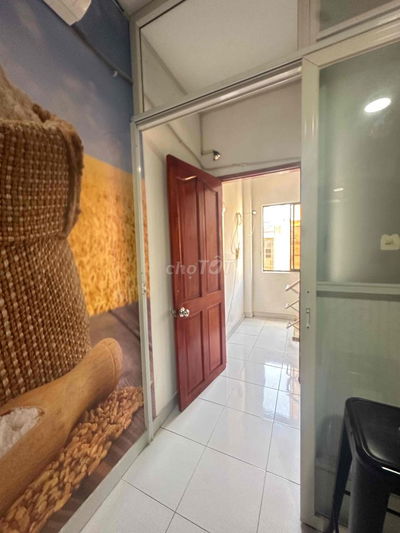 Phòng trọ có máy lạnh 10m2 đường Điện Biên Phủ, Q1.
