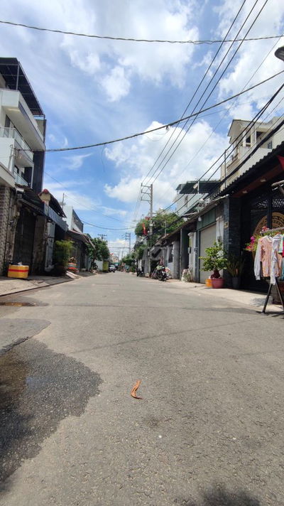 CĂN GÓC 2 MẶT TIỀN 115m2, HXH , LÊ VĂN QUỚI,PHÙ HỢP KINH DOANH