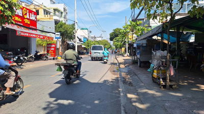 BÁN NHÀ TRẦN XUÂN SOẠN P-TÂN HƯNG Q7 – DTSD 30M2 GIÁ 2.1 TỶ TL