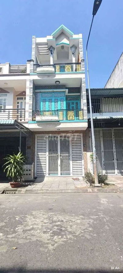 Cho thuê nhà gần Vincom 550 Dĩ An