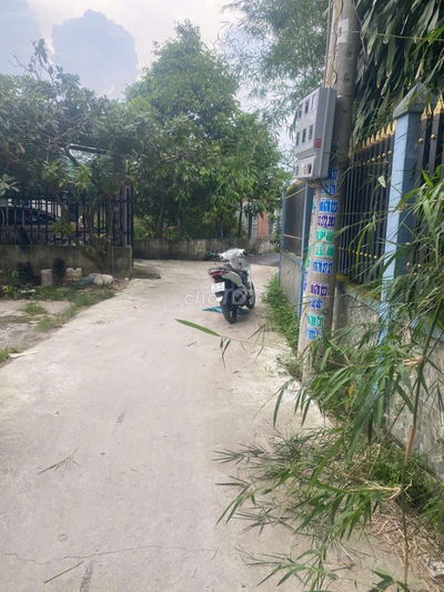 Đất cần bán gần mặt đường tình lộ 824