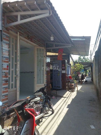 Bán nhà số nhà huyện đường trịnh quang nghị xã phong phú ql50