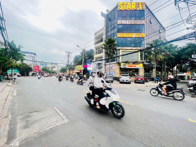 ĐẤT XÂY TÒA NHÀ VP CHDV NGAY ĐẠI HỌC NGÂN HÀNG - DT 10 X 22.5M GIÁ TỐT