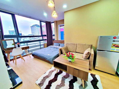 KHAI TRƯƠNG CHDV STUDIO BAN CÔNG VIEW THÀNH PHỐ NGAY PHỐ ẨM THỰC