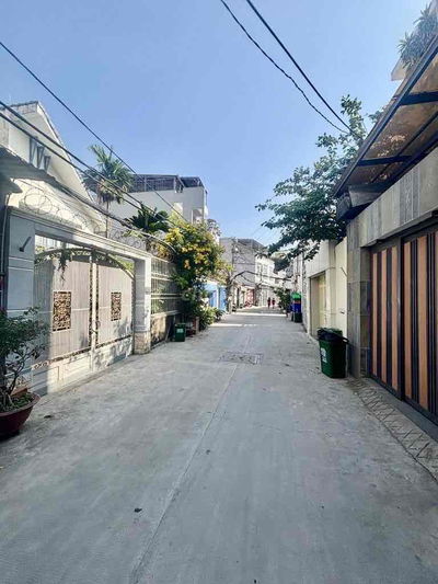 CHỦ ĐỊNH CƯ BÁN NHÀ 3TẦNG HẺM XE HƠI NGANG HƠN 4M TT Q7 CHỈ 7,99TỶ