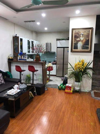 Bán nhà 3 tầng - Dt 45m2 - 5,2 tỷ