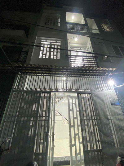 bán nhà kế Tân Kỳ Tân Quý, 40m2, 4x10m, 4 tầng, 4pn, hẻm ôtô, ngay chợ