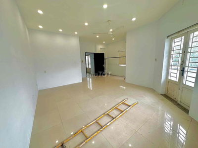 cho thuê phòng nhà mặt tiền 104 cao lỗ