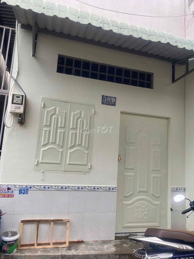 cho thuê phòng mặt tiền hẻm nhà độc lập . ô tô đỗ cửa