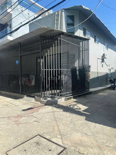 Gấp bán nhà HXT DT 6*16m, giá nhỉnh 5 tỷ, Nguyễn Văn Quá Q12.