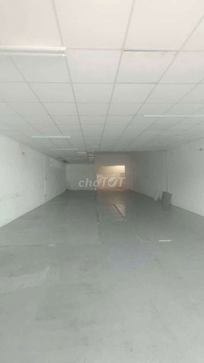 Nhà Mặt Tiền 8x20 trống suốt đường 40m