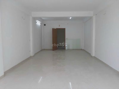 Cho thuê 68m2x4 tầng mặt đường Mễ Trì đối diện The Manor