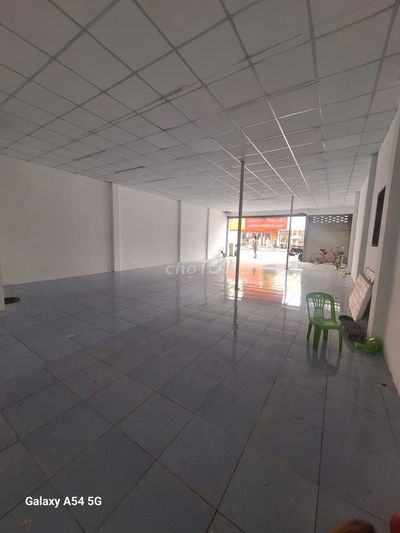 Cho thuê nhà mặt tiền: Quang Trung, P8, Gò Vấp - Diện tích: 8.5m x 31m
