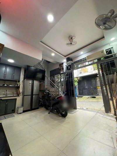 BÁN NHÀ SIÊU HỜI - QUẬN 8, TP.HCM 1 TỶ 860 triệu . SHR. ĐƯỜNG OTO