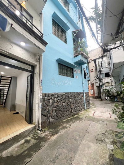 NGUYỄN VĂN TRỖI PHÚ NHUẬN - CÁCH MẶT TIỀN 1 CĂN NHÀ - 4.25 TỶ