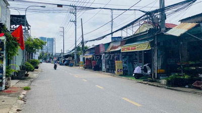 Đất 140m2 (ngang5,8) ,mặt tiền kinh doanh gần Go Dĩ An