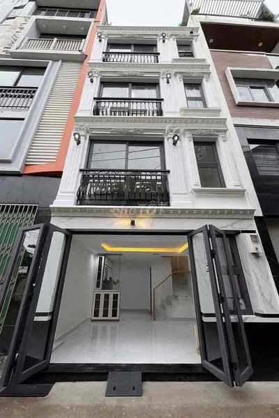 Bán nhà 4 tầng mới, hẻm xe tải Ngô Đức Kế – sát mặt tiền