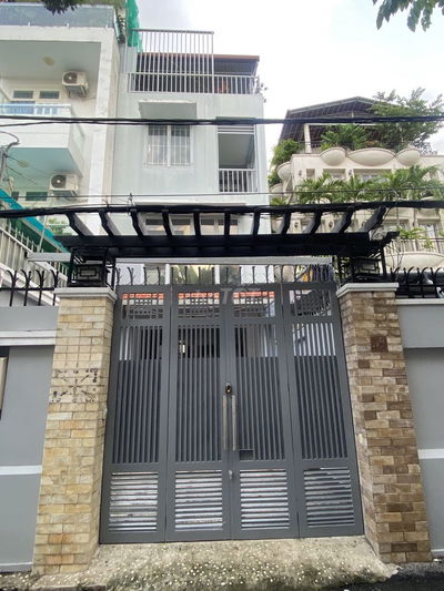 Nhà Thảo Điền đầy đủ nội thất - 1 trệt 2 lầu 4PN. Giá thuê 29tr/th