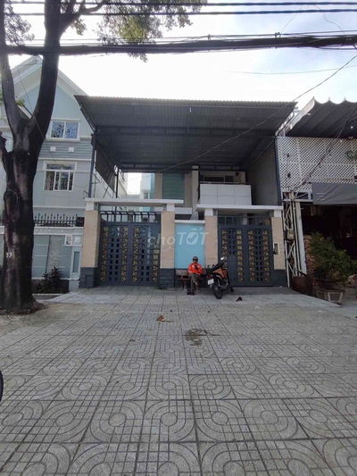 Cho Thuê nhà khu Tên Lửa, MT đường Vành Đai Trong, DT 8 x 21m, 25tr/th