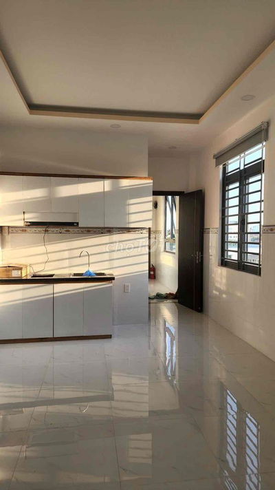 Phòng trọ mặt tiền đường 79