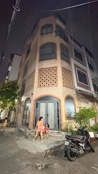 Nhà 5PN FULL nội thất hẻm xe tải Âu cơ (Ngã tư Lạc Long Quân & Âu Cơ)