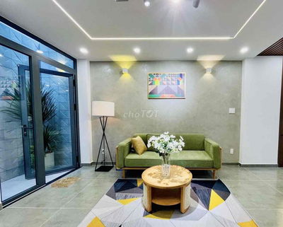 NHÀ 3 TẦNG MỚI XÂY - XE HƠI ĐẬU - CẠNH PHÚ MỸ HƯNG.