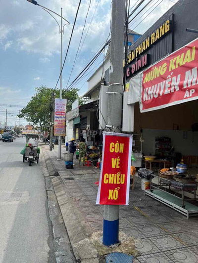 bán nhà mặt tiền đang thu nhập 20 tr/tháng