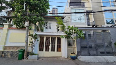 Nhà 1 Trệt 1 Lầu Ngay Trần Não Đường Xe Hơi Giá Chỉ 11 Triệu