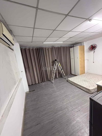 căn hộ dịch vụ 25m2 full tiện nghi, 165 nguyễn thị thập sát chợ Tân Mỹ