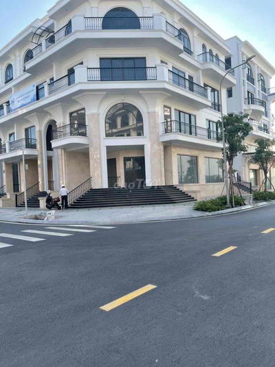 Trệt lầu căn góc Vạn Phúc City mới hoàn thiện 100% giá chỉ 40tr