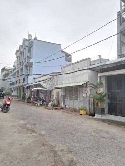 Phước Kiển-Nhà bè, nhà cấp 4, 85m2, cách GS Metro 200m. Giá 5.75 tỷ