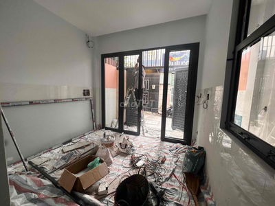 NHÀ CHO THUÊ 3 TẦNG GẦN VẠN PHÚC CITY