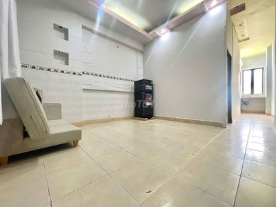 PHÒNG CÓ 2PN BÊN TRONG CĂN NHÀ MẶT TIỀN NGUYỄN THỊ THẬP KẾ CHỢ TÂN MỸ