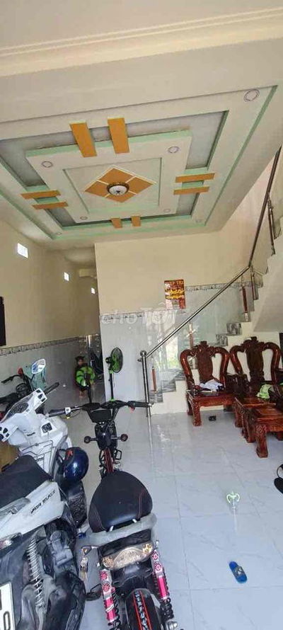 Nhà mới Thị Trấn Cần Đước, 4PN, ô tô vô nhà