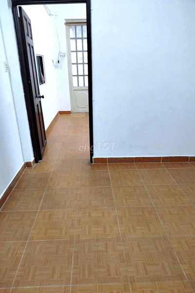 Cho thuê HXH Trệt 2  Lầu  Gần chợ Bà Chiểu