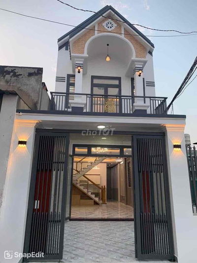 NHÀ 2 LẦU CỰC ĐẸP, SỔ HỒNG RIÊNG NGAY SÂN GOLF LONG THÀNH