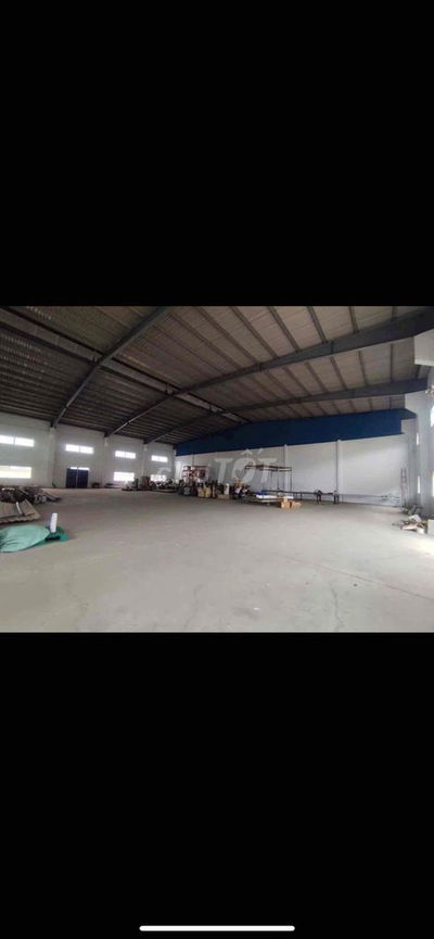 Cho thuê kho xưởng 1200m2 Quốc Lộ 1A, Tân Túc, Bình Chánh giá 50 triệu