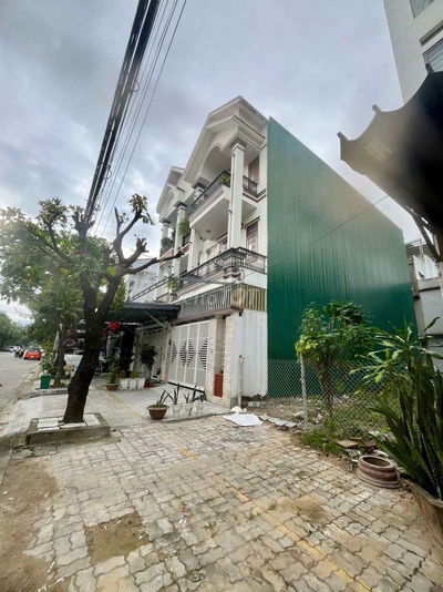 Lô đất sạch đẹp đường 10m5 Đinh Thị Vân