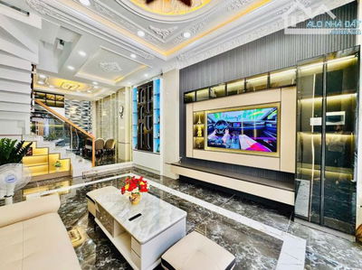 Nhà Hẻm đường Lý Chính Thắng, Q3 - Gần Hoàng Sa - 3 Tỷ 6/ 62m2 - Nhà Mới - Sổ Hồng Riêng
