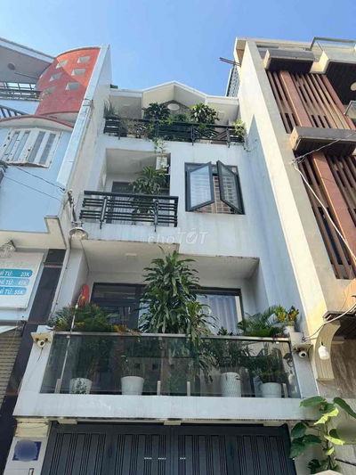 Nhà bán đường thông bàn cờ 12m Quang Trung, phường 11, Gò Vấp