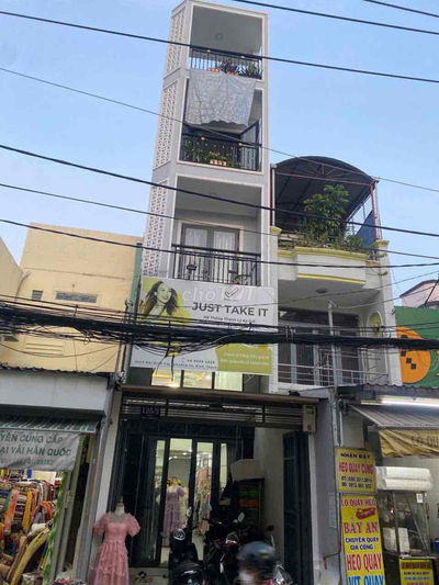 Cho thuê nguyên căn 1 trệt 3 lầu