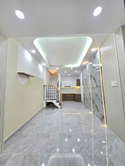 🔴Nhà 3 tầng mới nở hậu đường Trần Văn Thành P. Chánh Hưng. Giá 3,68 tỷ